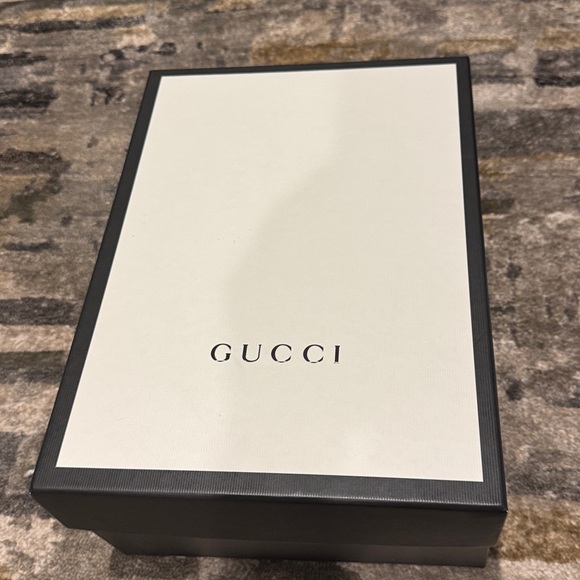 Gucci Marmount Bag - Picture 5 of 8